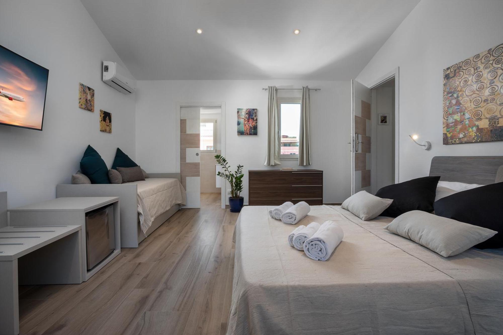 Art And Nature Guest House Olbia Esterno foto